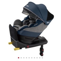 【新生児~4歳まで対応】アップリカ クルリラ プラス R129 ISOFIX チャイルドシートの画像