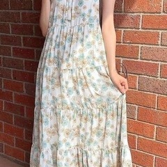 美品
ポールアンドジョーユニクロワンピース の画像