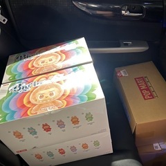 Labubu（6個入り未開封ボックス）をお譲りします。1箱26,000円です。近隣であれば、直接お渡しすることも可能です。の画像