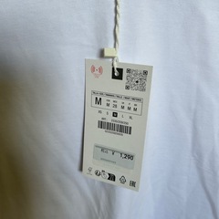Zara ホワイト トップ タグ付きの画像
