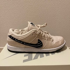 NIKE x ALBINO&PRETO SBダンクの画像