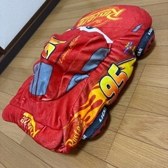 カーズ、ぬいぐるみクッションの画像