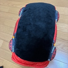 カーズ、ぬいぐるみクッションの画像