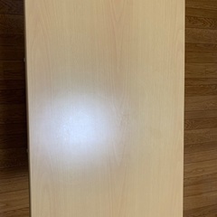 折りたたみテーブル（ニトリ）の画像
