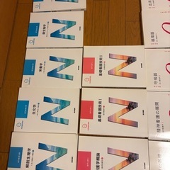 娘が看護大学で使ってた本　10万円以上の画像