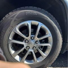 グランドチェロキー　スタッドレス265/60R18
の画像