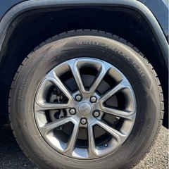 グランドチェロキー　スタッドレス265/60R18
の画像