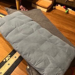 座椅子 2つの画像