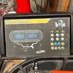 タイヤ組み換え　車屋、スタンドの半額以下で受けています！の画像