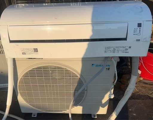 受け渡し終了ルームエアコン　2022年製 100v