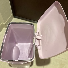 ゴミ箱の画像