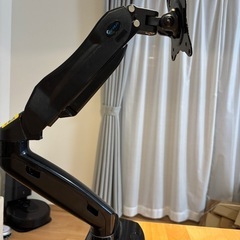 モニターアーム　HUANUOの画像