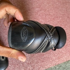 トッズ　ゴンミーニ　レザースニーカー　ドライビングシューズ　ブラック 5.5の画像