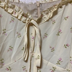 ✨美品✨SHIEN オフショルダーワンピースの画像