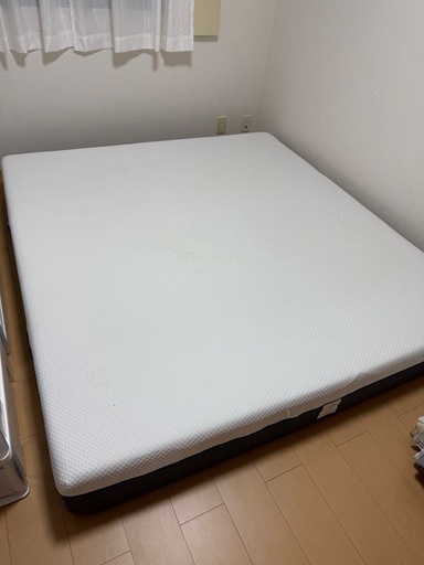 エマスリープ　クイーンサイズ　マットレス　お値下げしました◎