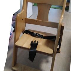 子供用ダイニング用チェアの画像