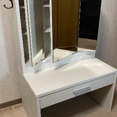 3面鏡の画像