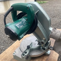 HITACHI C8FC 長期保管〜使用1年 オマケあり 卓上丸のこ 日立
の画像