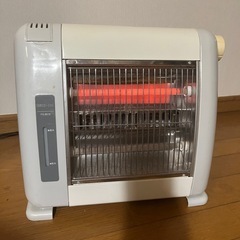FIFTY（フィフティ）加湿機能付き　電気ストーブ FS-8616　の画像