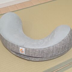 エルゴベビー　授乳クッション　ナチュラルカーブ・ナーシングピローの画像