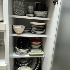 食器棚の画像