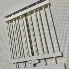 突っ張り棚(28cm〜44cm)の画像
