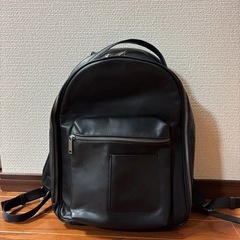 ZARA レザー　リュック  の画像
