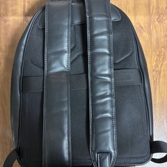 ZARA レザー　リュック  の画像