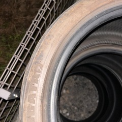 中古タイヤ ドリケツ  シバタイヤ 255/35R17　の画像