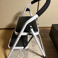 椅子兼脚立の画像
