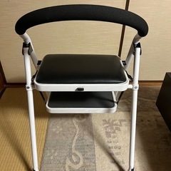 椅子兼脚立の画像