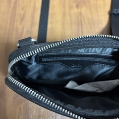 ZARA ショルダーバッグ　合成皮革の画像