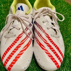 adidasスパイクsize24.5の画像