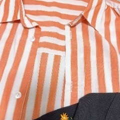 moussy 今期商品 ストライプシャツ、花刺繍リブTシャツ2点セット300円の画像