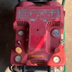 今週引き取れる方！工具 コンプレッサー MAX 1030E 動作品の画像