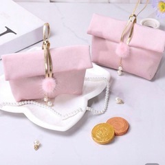 無料でどうぞ！新品未使用♡ピンクのポーチです☺️の画像