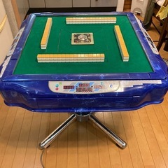 全自動麻雀卓アモスコングバトルフォーの画像