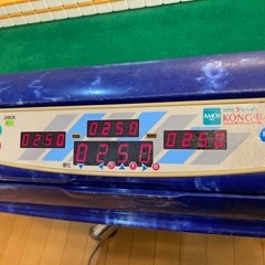 全自動麻雀卓アモスコングバトルフォーの画像