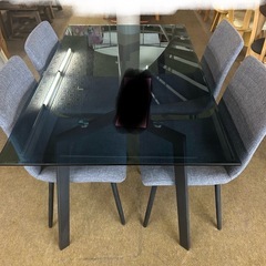 美品🌹カフェ風ダイニングテーブル５点セットの画像