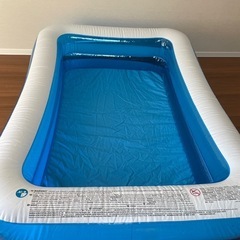 プールの画像