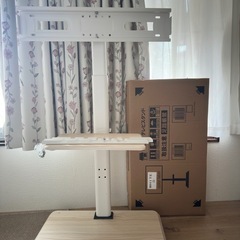 テレビスタンド(TV stand)の画像