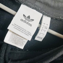 adidas ブラック ショートパンツ 3本ライン　アディダス　ハーフパンツの画像