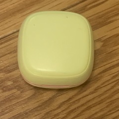 Bluetooth イヤホン ケースのみの画像