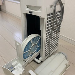 SHARP 加湿空気清浄機　KC-G40-Wの画像