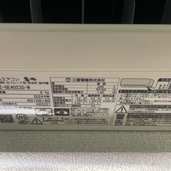 エアコン二台と不用品の画像