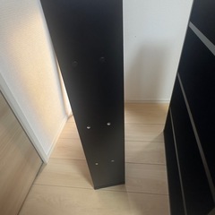 アイリスオーヤマ 本棚 コミックラック 大容量 幅59.9×奥行15×高さ84㎝ ブラック CORK-8460の画像
