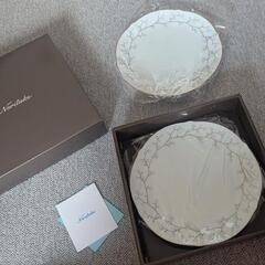 新品 未使用箱入り  Noritake 21.5cm ペア プレート ホワイトベルの画像