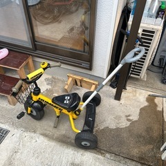 三輪車 ハマー トライシクル イエロー HUMMER 三輪車の画像