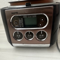 炊飯器の画像