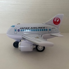飛行機 ANA 走る模型の画像